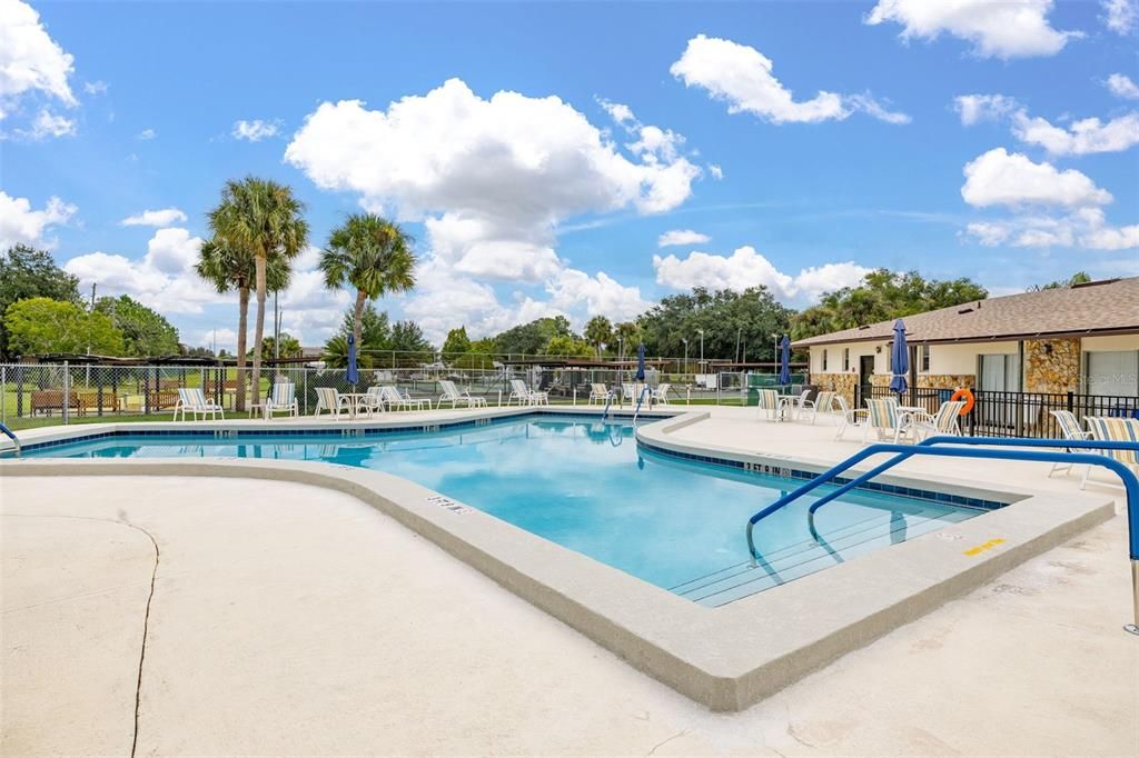 Activo con contrato: $169,000 (2 camas, 2 baños, 972 Pies cuadrados)