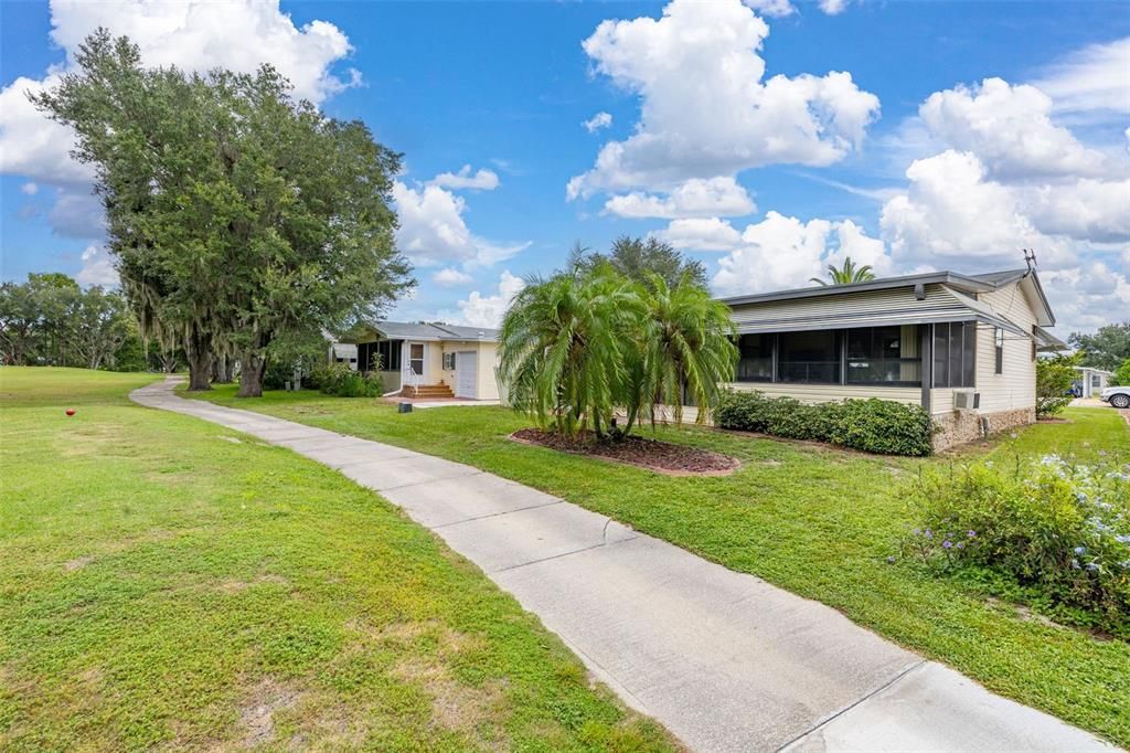 Activo con contrato: $169,000 (2 camas, 2 baños, 972 Pies cuadrados)