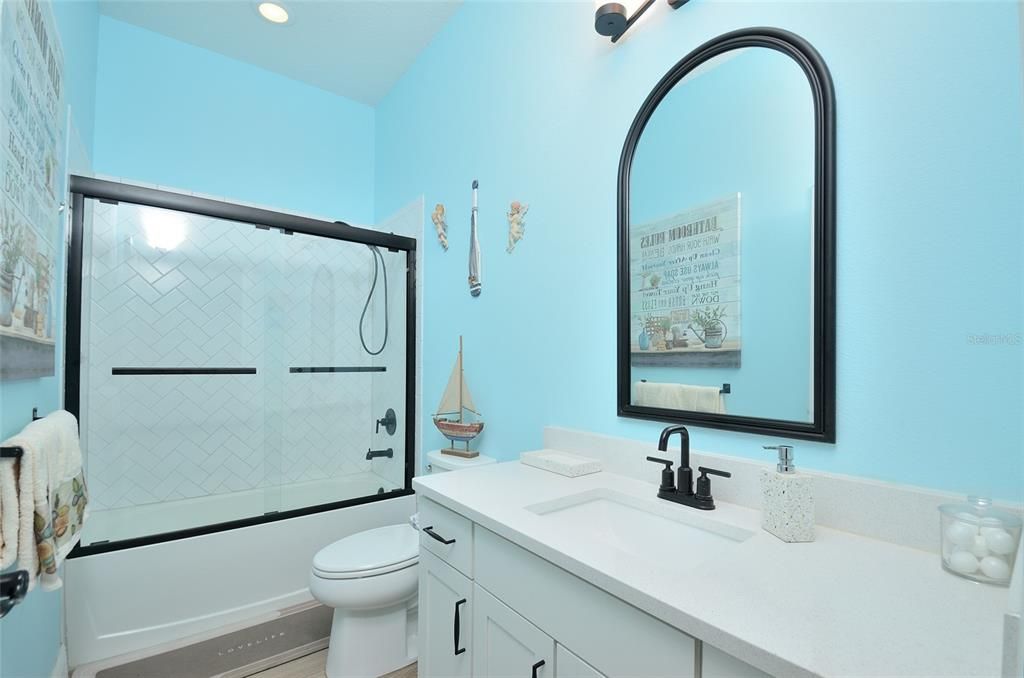 Active With Contract: $339,900 (2 beds, 2 baths, 1557 Square Feet)