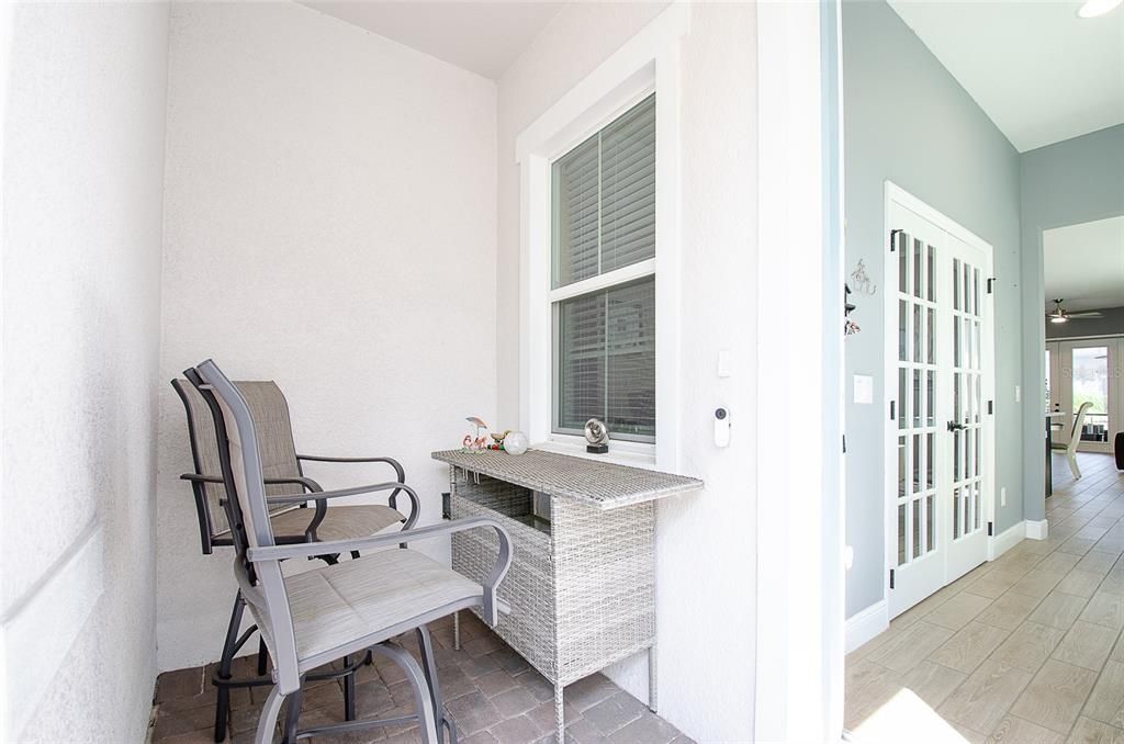 Active With Contract: $339,900 (2 beds, 2 baths, 1557 Square Feet)