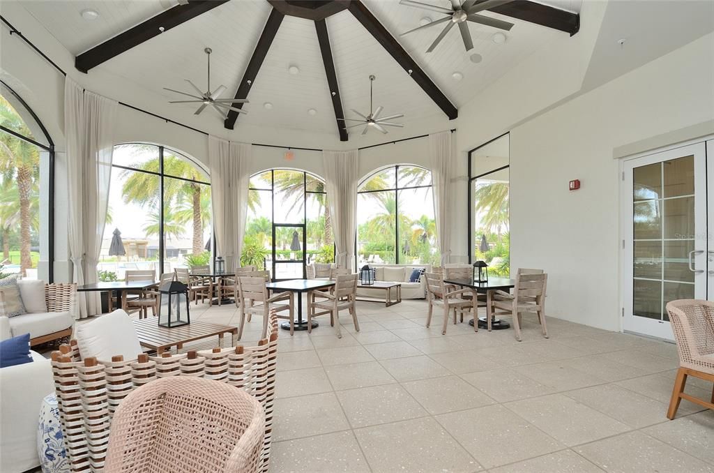 Active With Contract: $339,900 (2 beds, 2 baths, 1557 Square Feet)