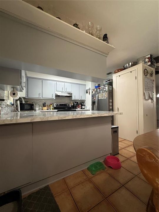 Под контрактом: $230,000 (4 спален, 2 ванн, 1602 Квадратных фут)