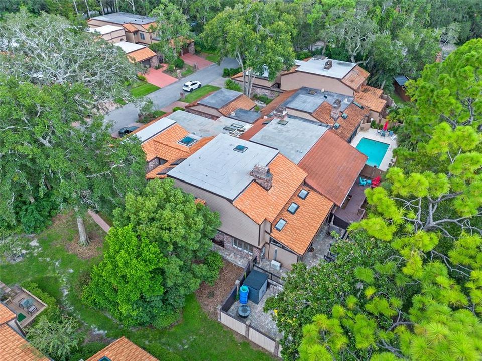 合同活跃: $799,900 (5 贝兹, 3 浴室, 3785 平方英尺)