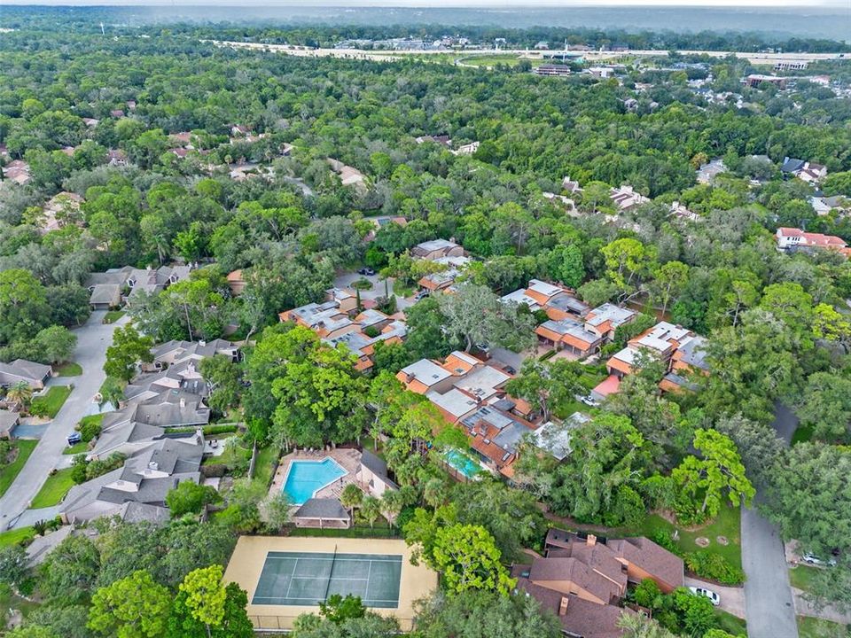 合同活跃: $799,900 (5 贝兹, 3 浴室, 3785 平方英尺)