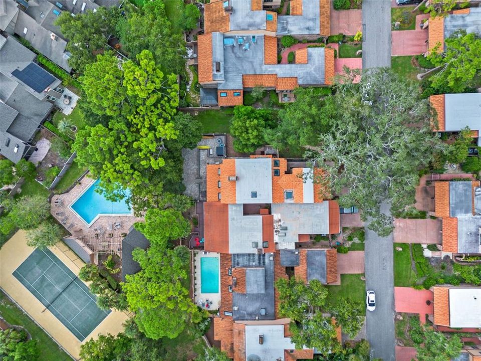 合同活跃: $799,900 (5 贝兹, 3 浴室, 3785 平方英尺)