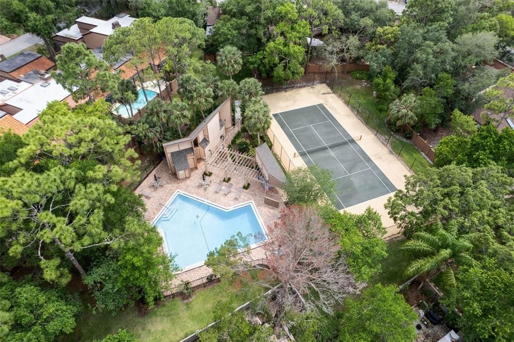 合同活跃: $799,900 (5 贝兹, 3 浴室, 3785 平方英尺)