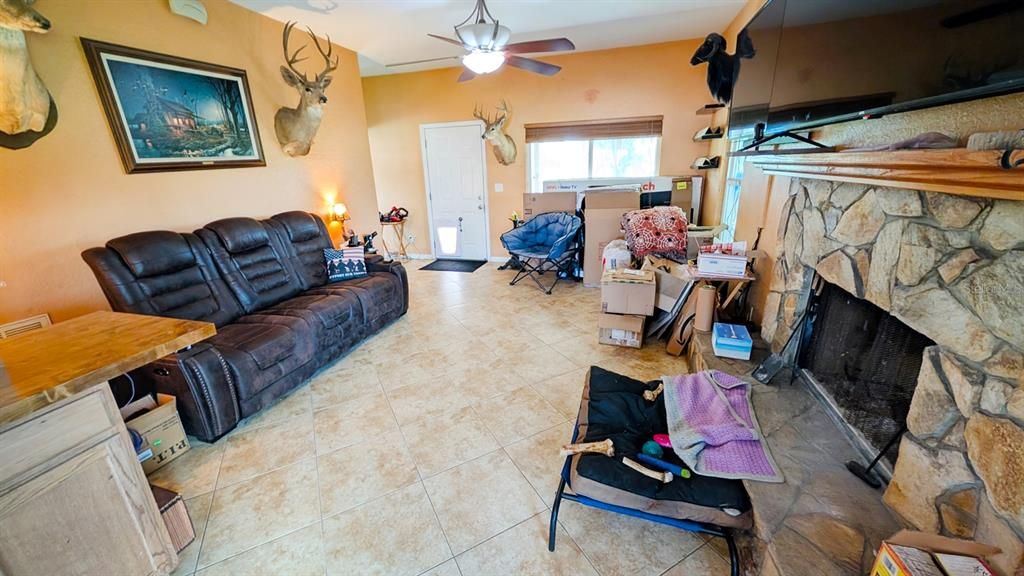 待售: $669,000 (3 贝兹, 2 浴室, 1604 平方英尺)