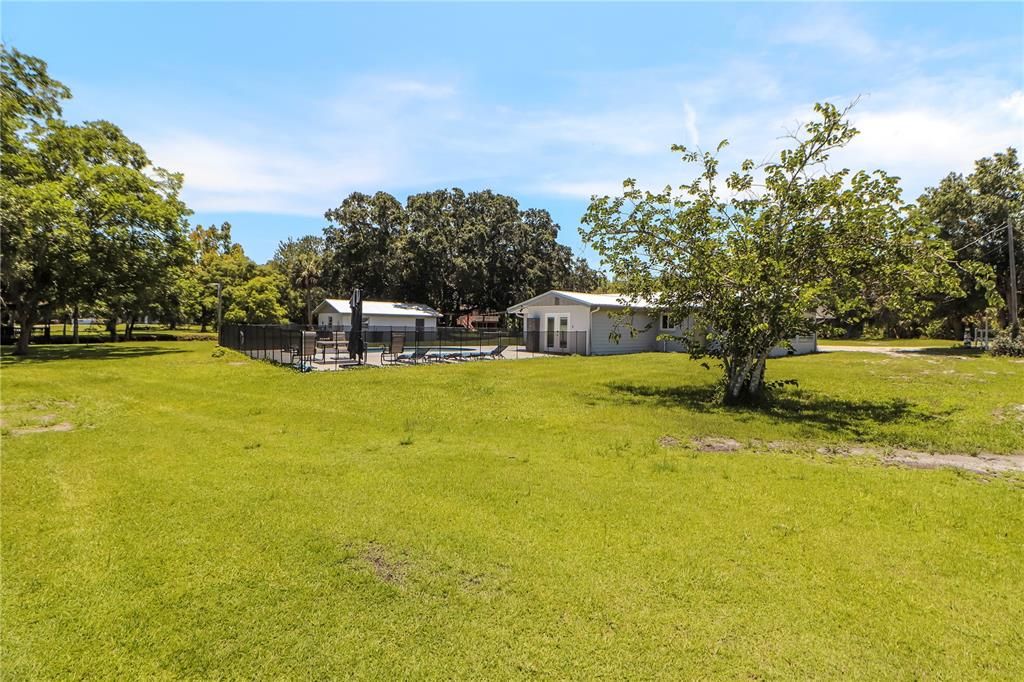 Activo con contrato: $399,000 (3 camas, 2 baños, 1442 Pies cuadrados)