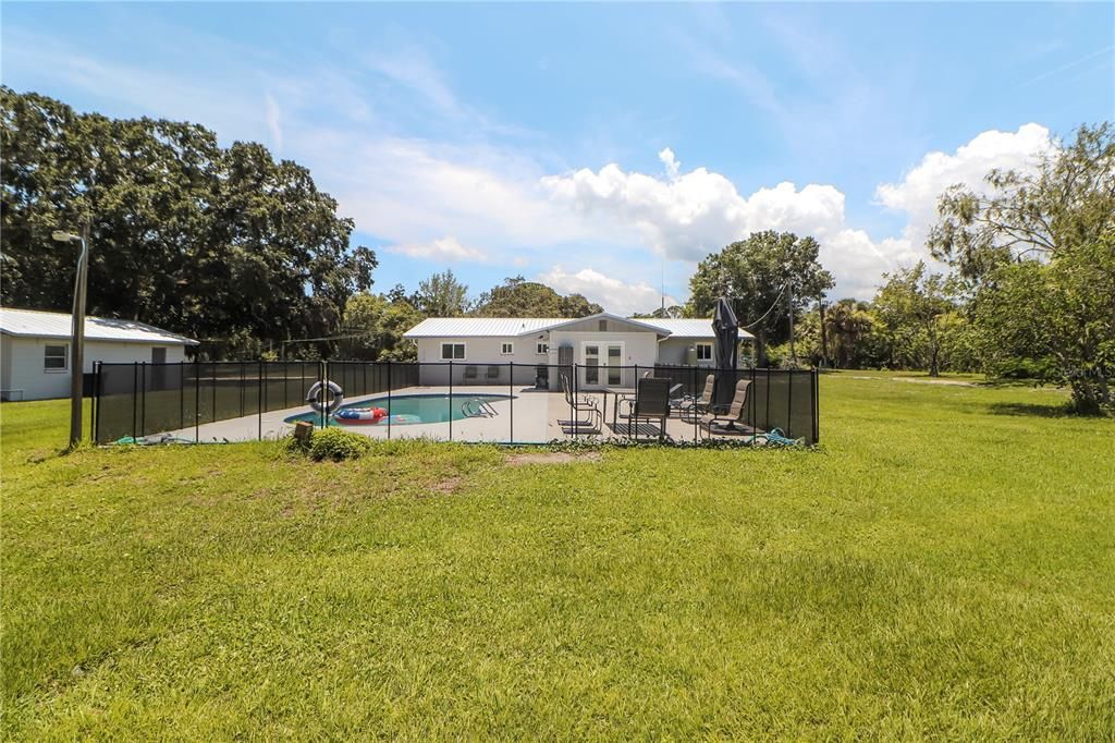 Activo con contrato: $399,000 (3 camas, 2 baños, 1442 Pies cuadrados)