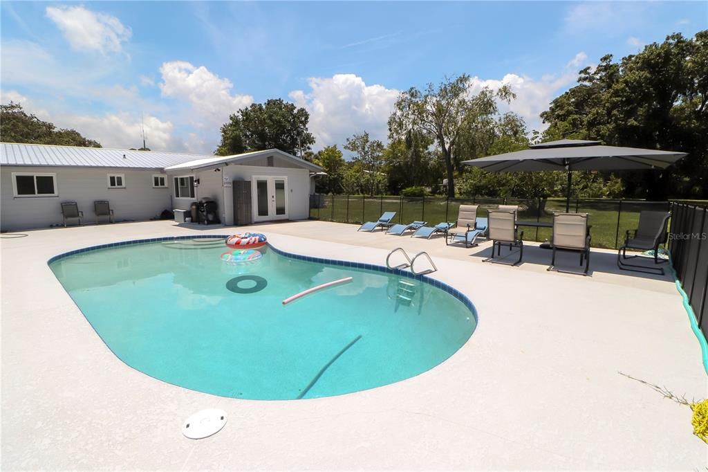 Activo con contrato: $399,000 (3 camas, 2 baños, 1442 Pies cuadrados)