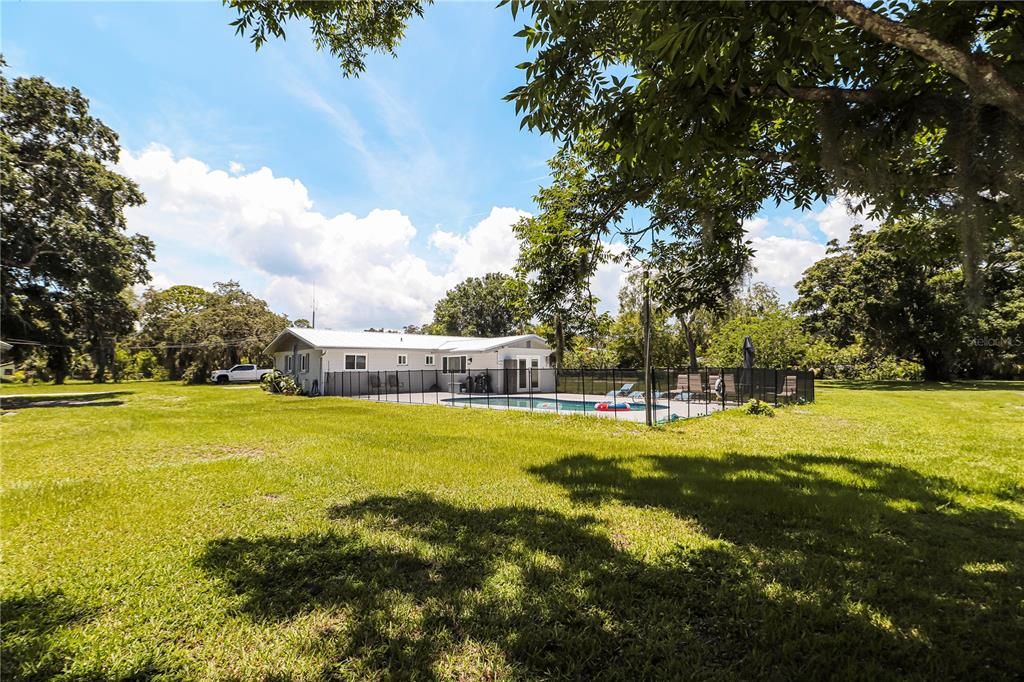 Activo con contrato: $399,000 (3 camas, 2 baños, 1442 Pies cuadrados)