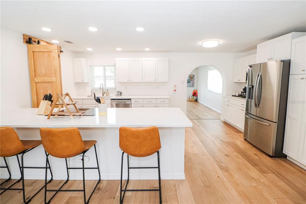 Activo con contrato: $399,000 (3 camas, 2 baños, 1442 Pies cuadrados)