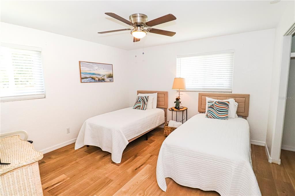 Activo con contrato: $399,000 (3 camas, 2 baños, 1442 Pies cuadrados)