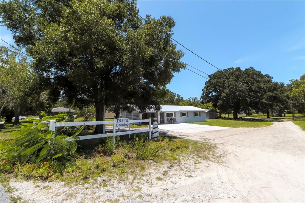 Activo con contrato: $399,000 (3 camas, 2 baños, 1442 Pies cuadrados)