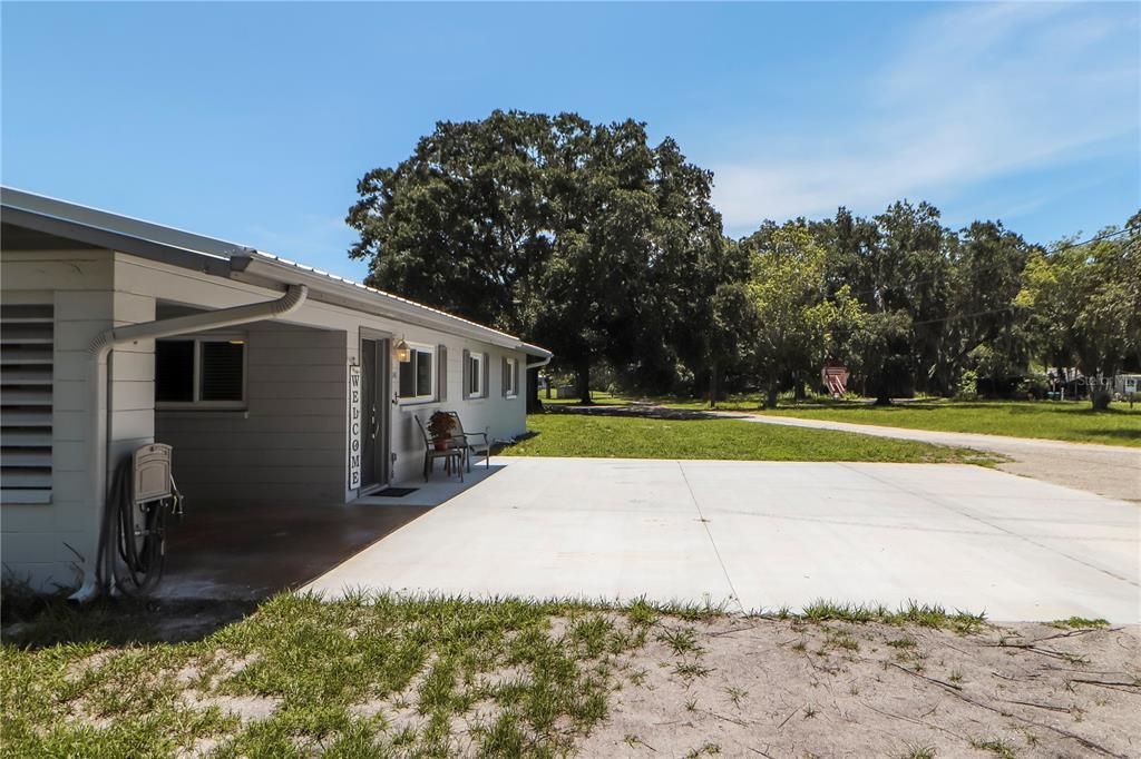 Activo con contrato: $399,000 (3 camas, 2 baños, 1442 Pies cuadrados)