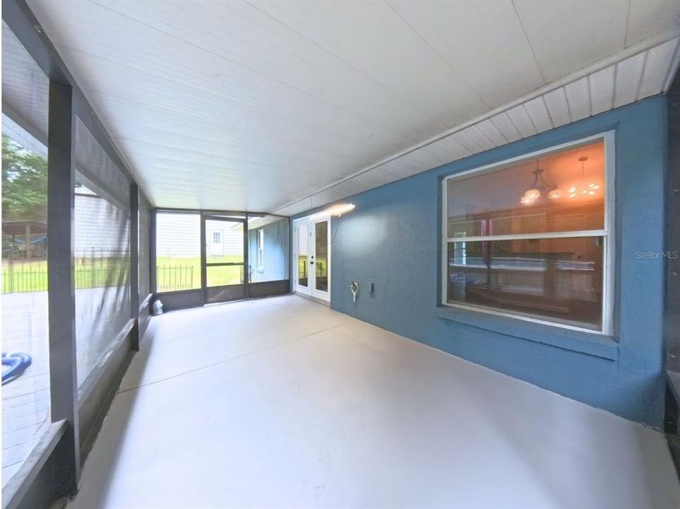 Activo con contrato: $299,999 (3 camas, 2 baños, 1362 Pies cuadrados)