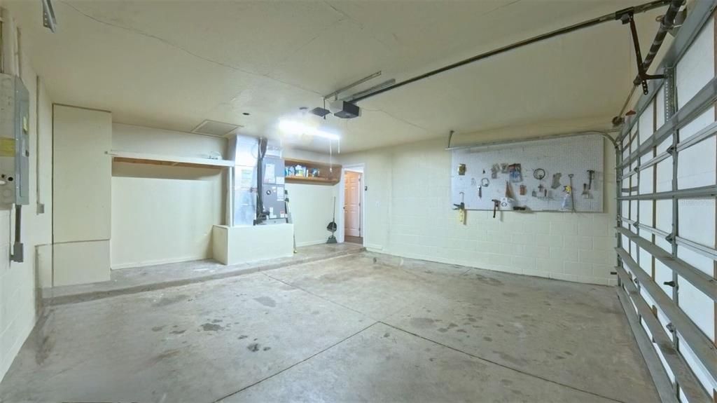 Activo con contrato: $299,999 (3 camas, 2 baños, 1362 Pies cuadrados)