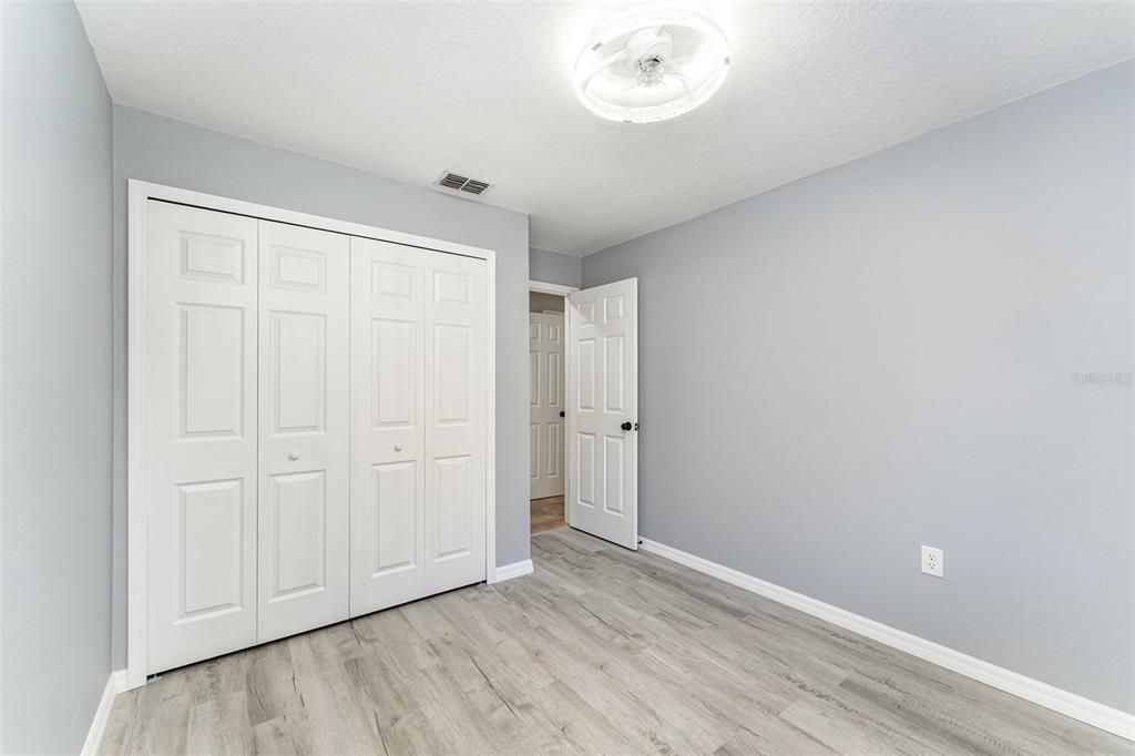 待售: $350,000 (3 贝兹, 2 浴室, 1600 平方英尺)