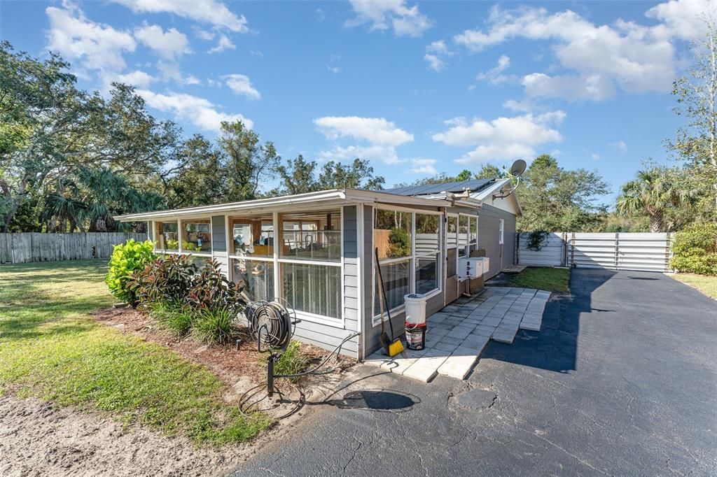 待售: $350,000 (3 贝兹, 2 浴室, 1600 平方英尺)