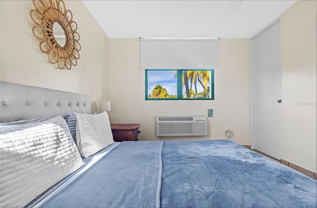 Active With Contract: $329,000 (3 beds, 2 baths, 1168 Square Feet)