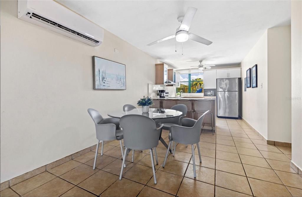 Active With Contract: $329,000 (3 beds, 2 baths, 1168 Square Feet)