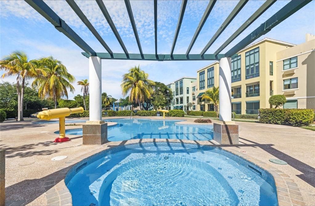 Active With Contract: $329,000 (3 beds, 2 baths, 1168 Square Feet)