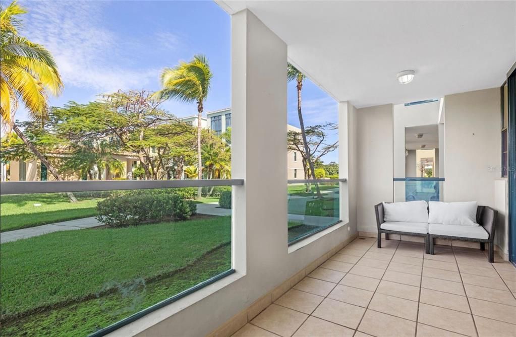 Active With Contract: $329,000 (3 beds, 2 baths, 1168 Square Feet)