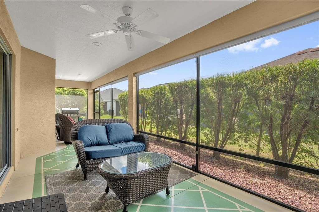 合同活跃: $405,000 (3 贝兹, 2 浴室, 1758 平方英尺)