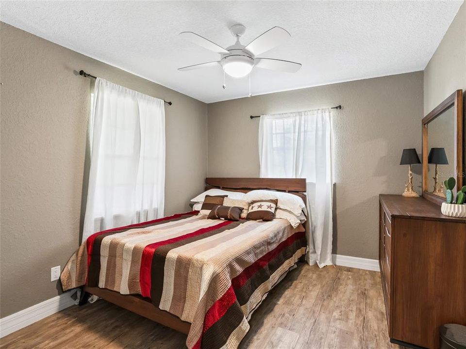 En Renta: $5,995 (4 camas, 1 baños, 1132 Pies cuadrados)