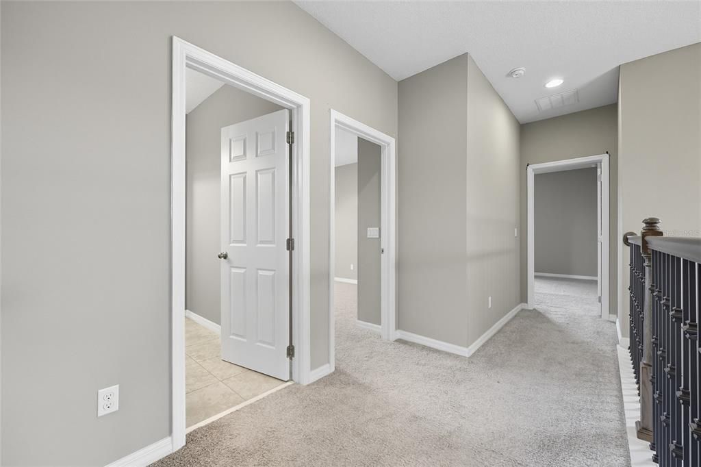 Activo con contrato: $650,000 (4 camas, 3 baños, 3282 Pies cuadrados)