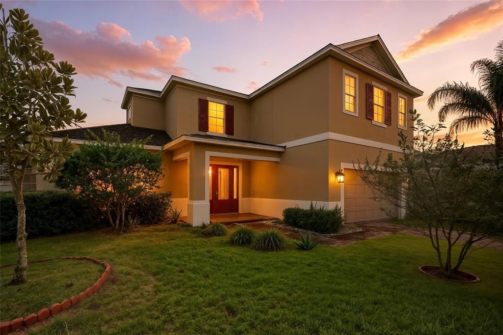 Activo con contrato: $650,000 (4 camas, 3 baños, 3282 Pies cuadrados)