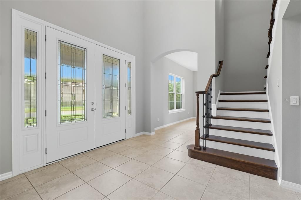 Activo con contrato: $650,000 (4 camas, 3 baños, 3282 Pies cuadrados)