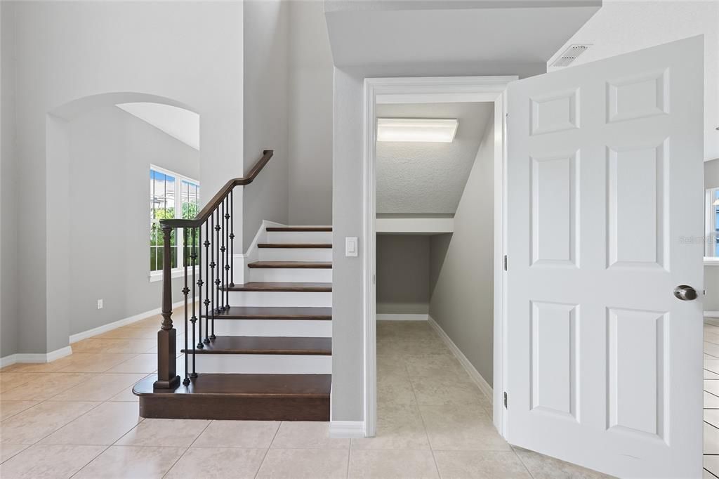 Activo con contrato: $650,000 (4 camas, 3 baños, 3282 Pies cuadrados)