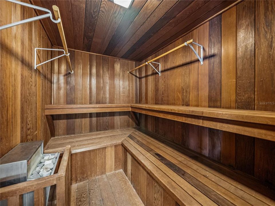 На продажу: $649,000 (3 спален, 2 ванн, 1461 Квадратных фут)