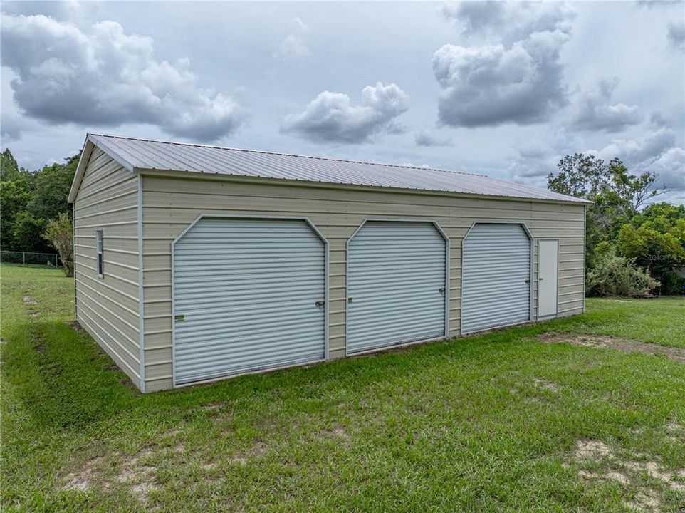 На продажу: $649,000 (3 спален, 2 ванн, 1461 Квадратных фут)