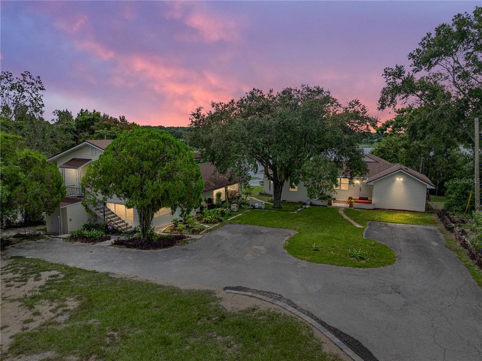 На продажу: $649,000 (3 спален, 2 ванн, 1461 Квадратных фут)