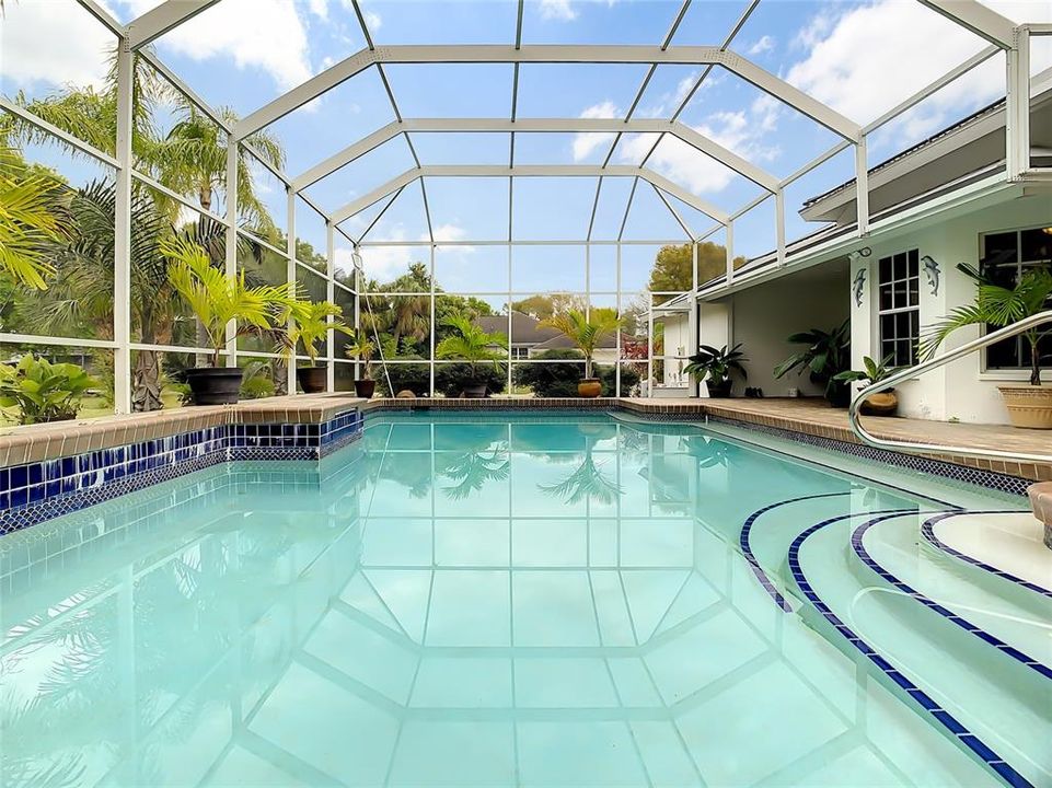 待售: $850,000 (4 贝兹, 3 浴室, 4641 平方英尺)