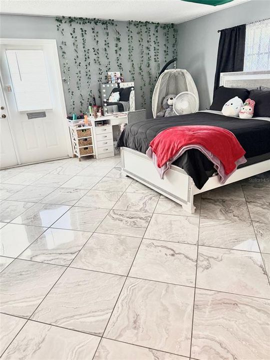 待售: $850,000 (4 贝兹, 3 浴室, 4641 平方英尺)