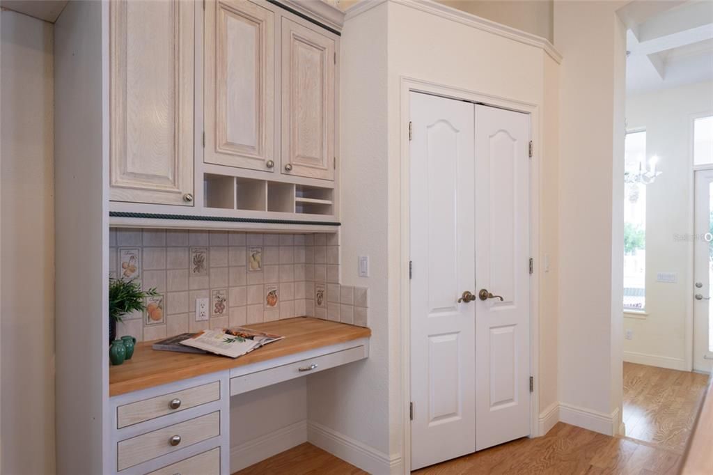 待售: $2,000,000 (3 贝兹, 3 浴室, 3476 平方英尺)