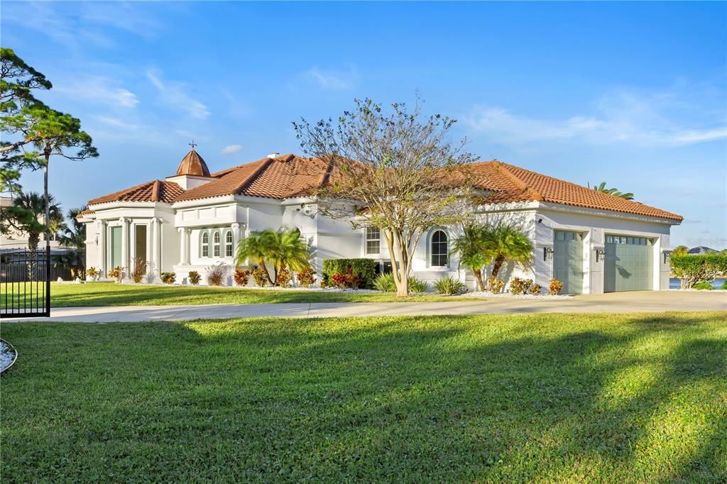 待售: $2,000,000 (3 贝兹, 3 浴室, 3476 平方英尺)