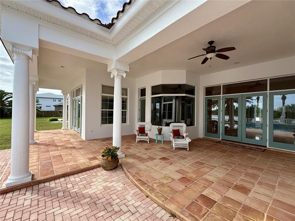 待售: $2,000,000 (3 贝兹, 3 浴室, 3476 平方英尺)