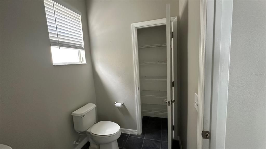 For Rent: $2,800 (4 beds, 2 baths, 2900 Square Feet)