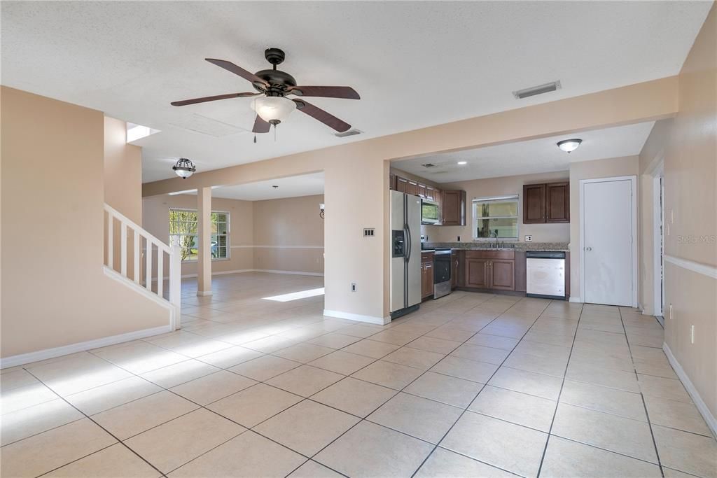 For Sale: $420,000 (3 beds, 2 baths, 1788 Square Feet)