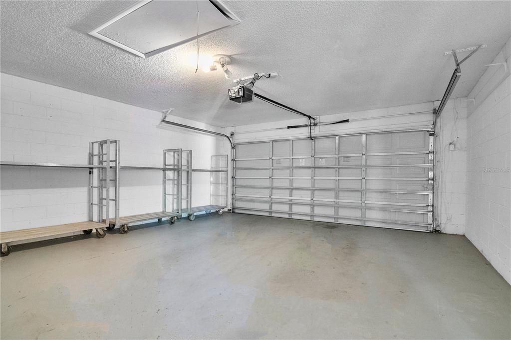 For Sale: $420,000 (3 beds, 2 baths, 1788 Square Feet)