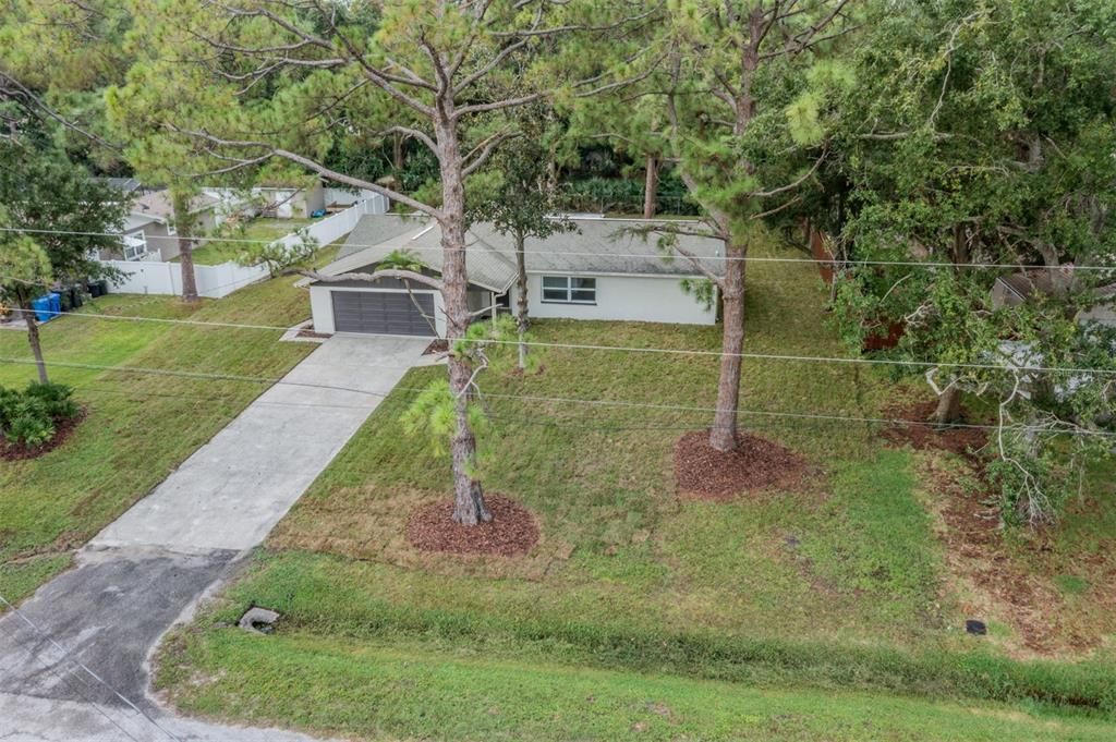 Под контрактом: $549,900 (3 спален, 2 ванн, 1712 Квадратных фут)