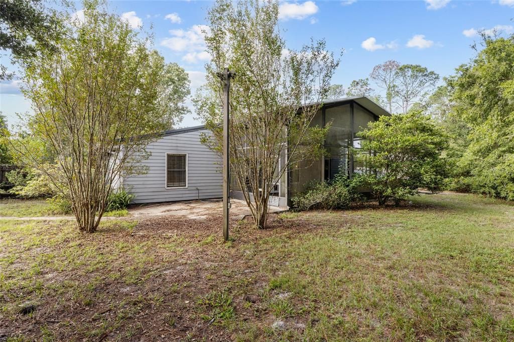 Под контрактом: $240,000 (3 спален, 2 ванн, 1359 Квадратных фут)