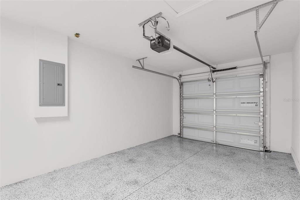 For Sale: $225,000 (3 beds, 2 baths, 1173 Square Feet)