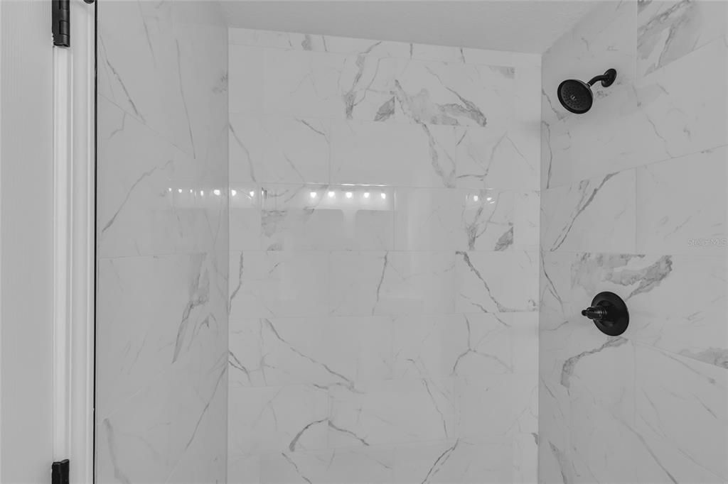 For Sale: $225,000 (3 beds, 2 baths, 1173 Square Feet)