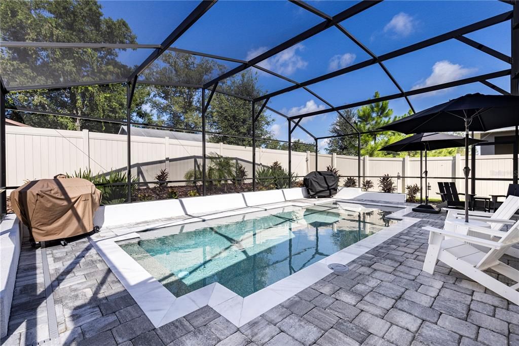 合同活跃: $499,000 (4 贝兹, 3 浴室, 1779 平方英尺)