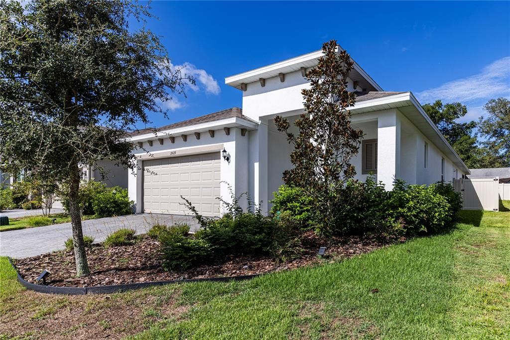 合同活跃: $499,000 (4 贝兹, 3 浴室, 1779 平方英尺)